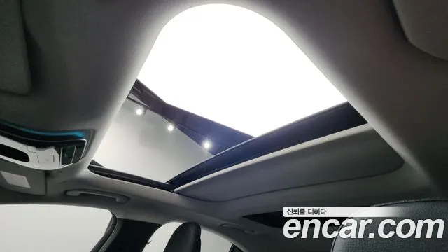 Mercedes-Benz E-Class — Фото автомобиля 15