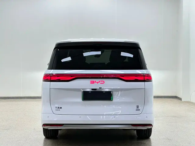 BYD Xia — Фото автомобиля 20