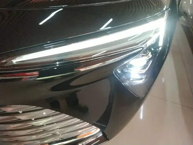 Buick LaCrosse — Фото автомобиля 23