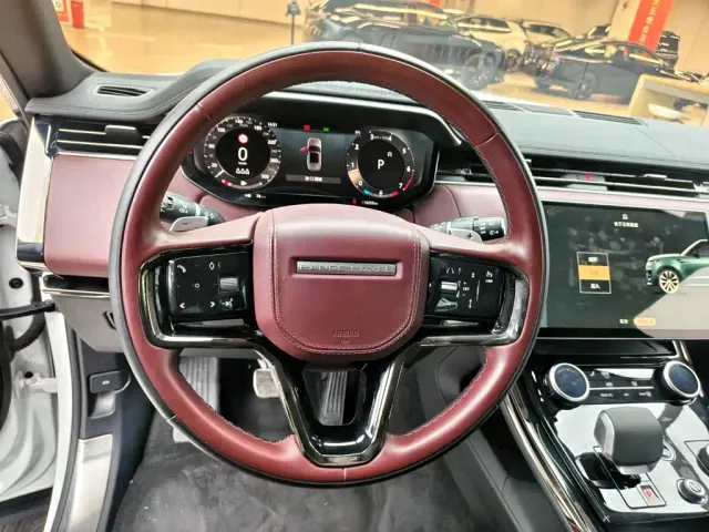Land Rover Range Rover Sport — Фото автомобиля 8