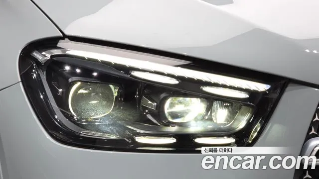 Mercedes-Benz GLE-Class — Фото автомобиля 22