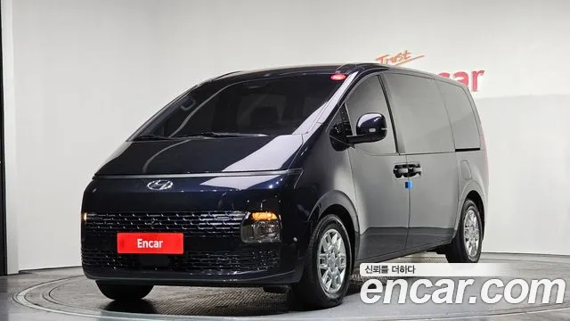 Фотография автомобиля — Hyundai Staria