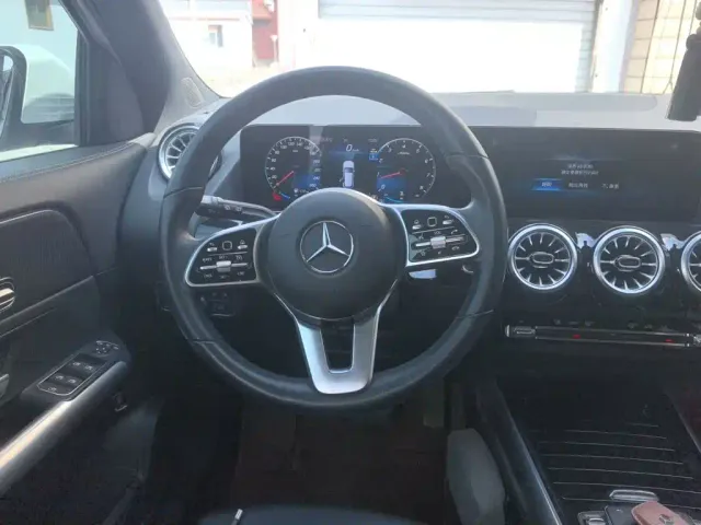 Mercedes-Benz GLA-Class — Фото автомобиля 6