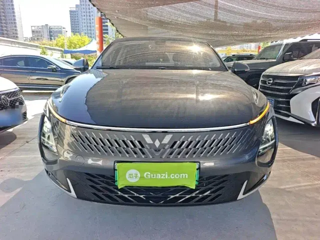 Wuling Starlight — Фото автомобиля 2