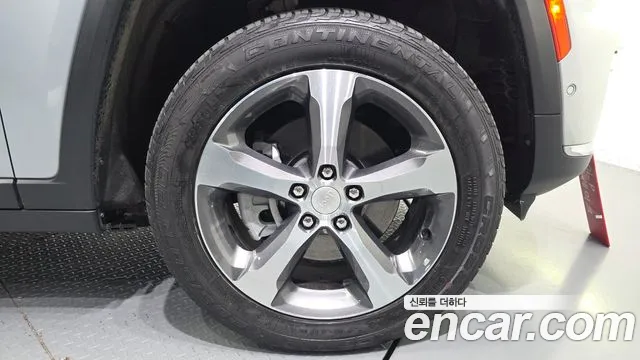 Jeep Cherokee WL — Фото автомобиля 6