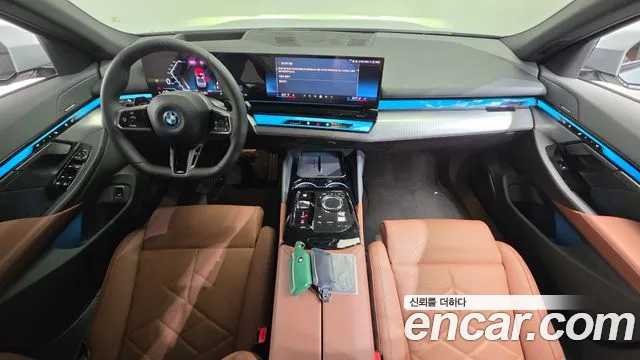 BMW 5-Series 5 серия (G60) — Фото автомобиля 7