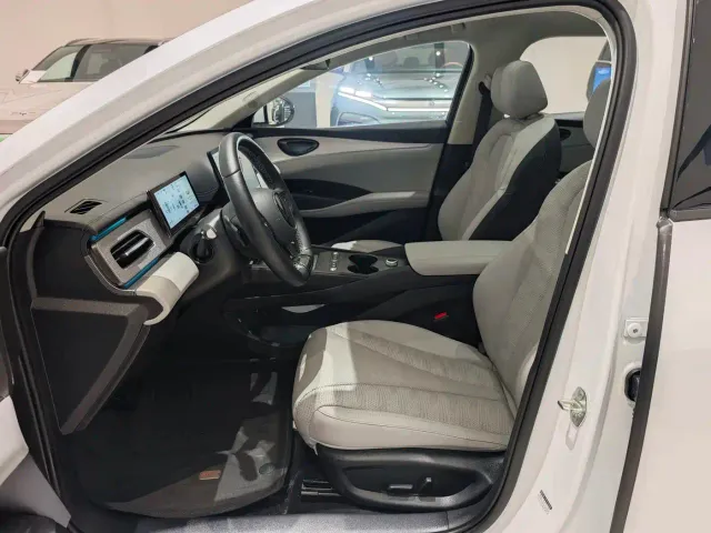 BYD Seal 06 DM-i Touring — Фото автомобиля 5