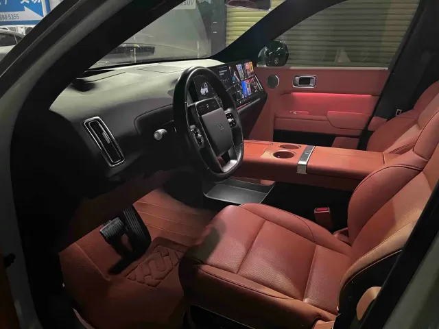 Li Auto L7 — Фото автомобиля 3