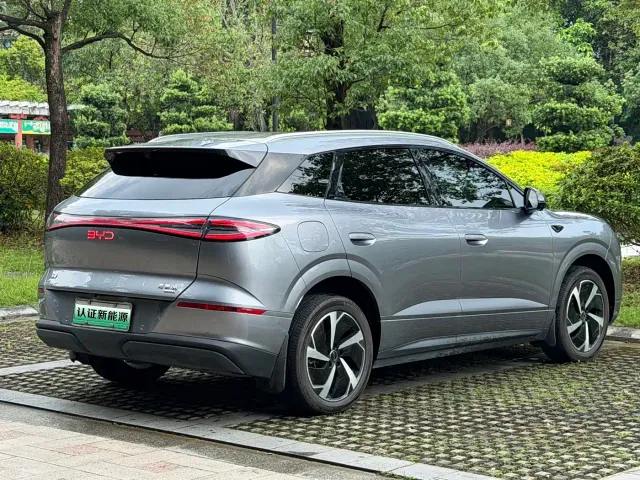 BYD Sealion 06 — Фото автомобиля 16