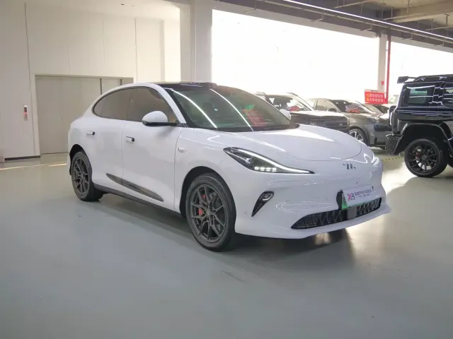 IM Motors IM LS6 2025 Gecko Smart Drive Edition — Фото автомобиля 5