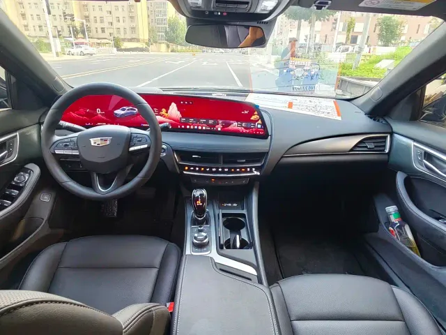 Cadillac CT5 — Фото автомобиля 5