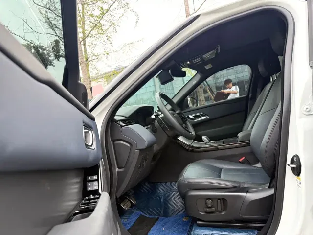 Land Rover Range Rover Velar — Фото автомобиля 7