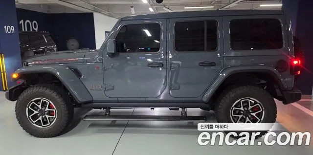 Jeep Wrangler — Фото автомобиля 3