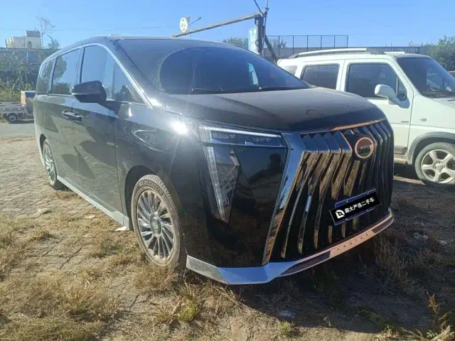GAC Trumpchi M8 — Фото автомобиля 3