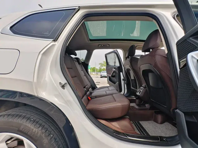 BMW X1 — Фото автомобиля 12