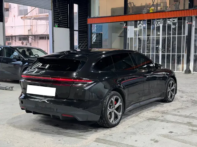 Nio ET5 Touring — Фото автомобиля 5
