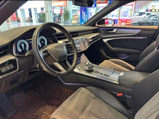 Audi A6L — Фото автомобиля 4