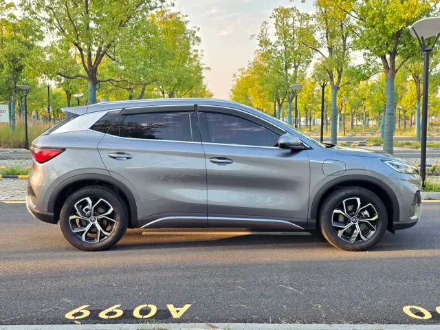 BYD Yuan PLUS — Фото автомобиля 8