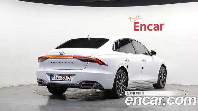 Hyundai Grandeur Новый Grandeur IG — Фото автомобиля 2