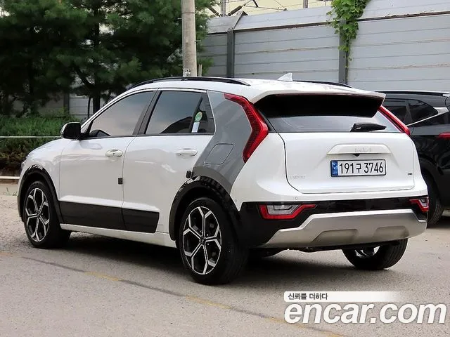 Kia Niro The All New Niro Signature — Фото автомобиля 2