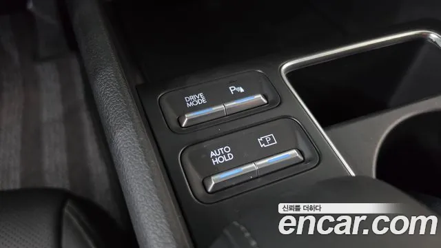 Hyundai Sonata — Фото автомобиля 21