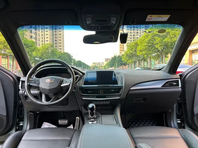 Cadillac CT5 — Фото автомобиля 12