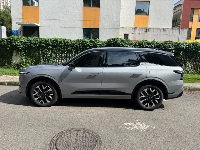 Ford Edge — Фото автомобиля 6