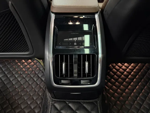 Volvo S90 — Фото автомобиля 22