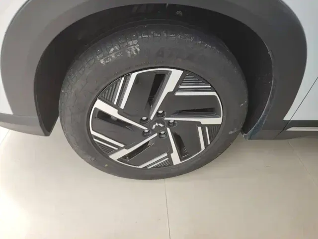 Wuling Starlight S — Фото автомобиля 22