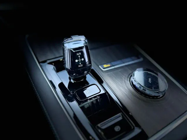Geely Xingyue L — Фото автомобиля 18