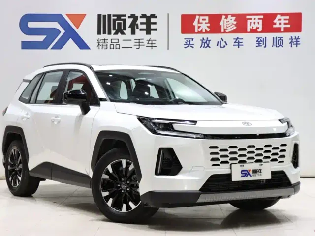 Toyota Wildlander — Фото автомобиля 3