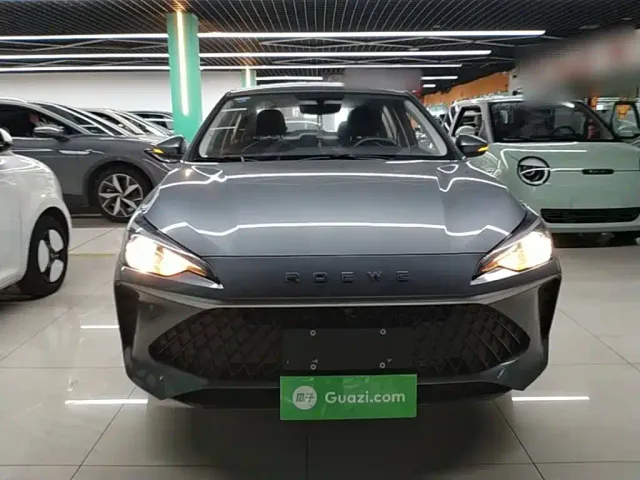 Roewe i5 — Фото автомобиля 2