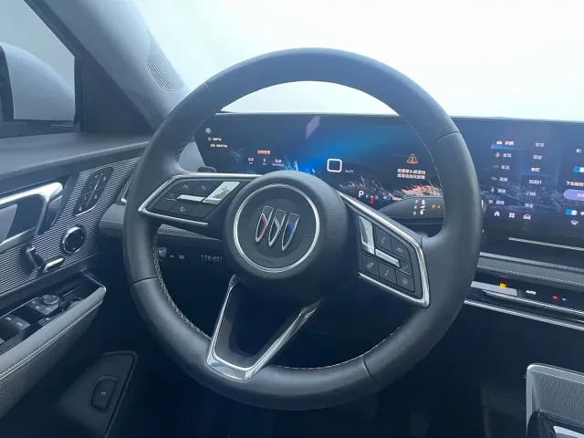 Buick E5 — Фото автомобиля 7