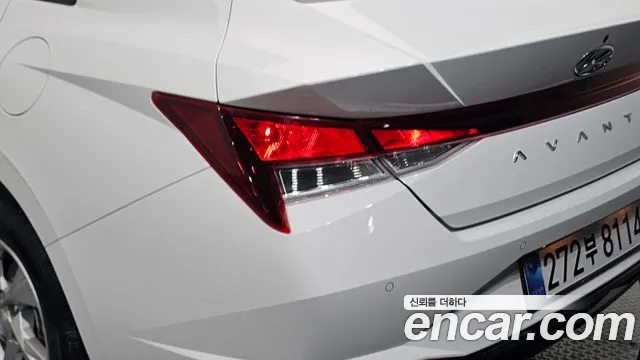Hyundai AVANTE Avante (CN7) — Фото автомобиля 22