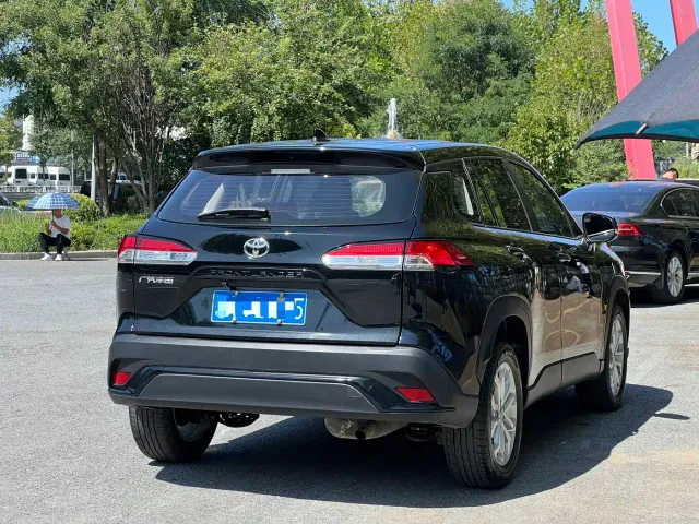 Toyota Frontlander — Фото автомобиля 14