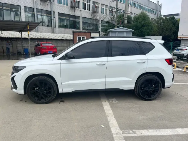 Jetta VS5 — Фото автомобиля 2
