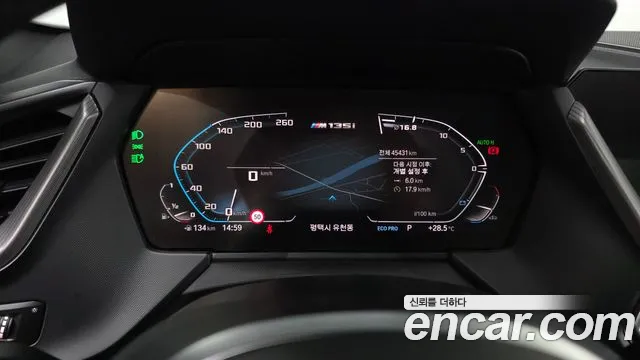 BMW 1-Series 1 серия (F40) M135i xDrive Prism — Фото автомобиля 5