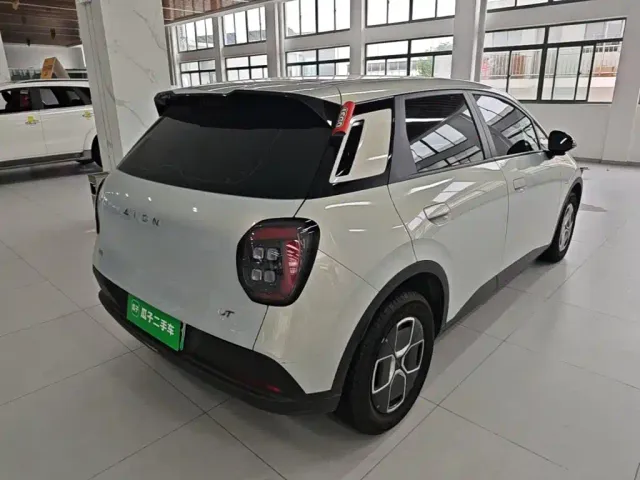 GAC Aion UT — Фото автомобиля 6