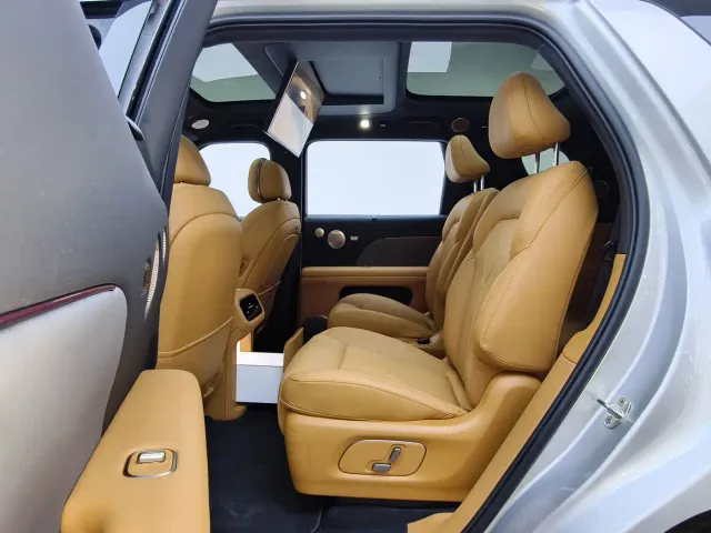 IM Motors LS8 — Фото автомобиля 9