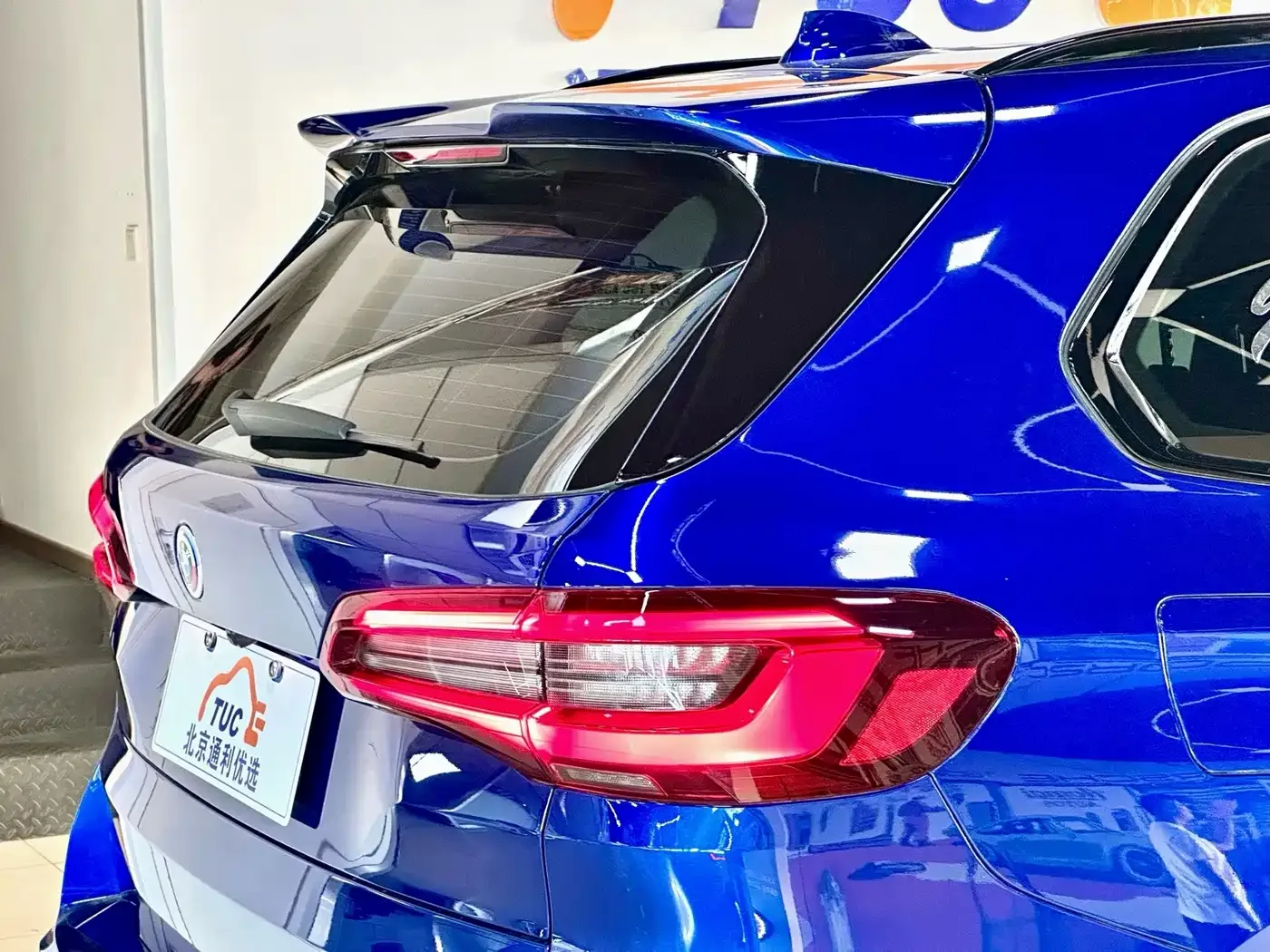 BMW BMW X5 M 2022 X5 M — Фото автомобиля 9