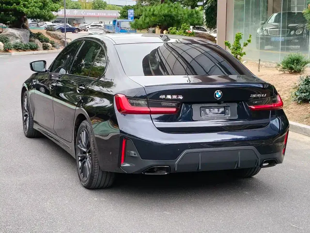 BMW 3 Series — Фото автомобиля 18