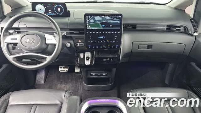 Hyundai Staria Staria Lounge 9 мест — Фото автомобиля 7