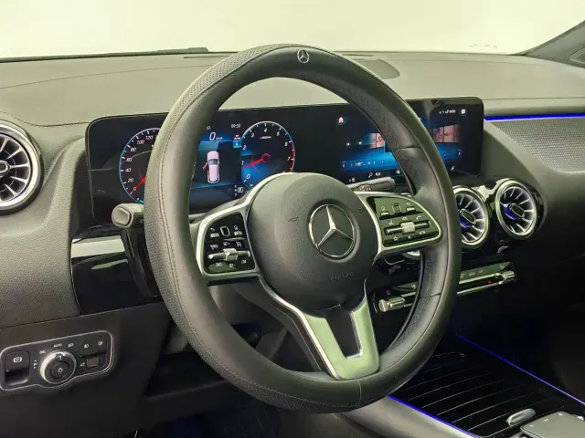 Mercedes-Benz GLA-Class — Фото автомобиля 10