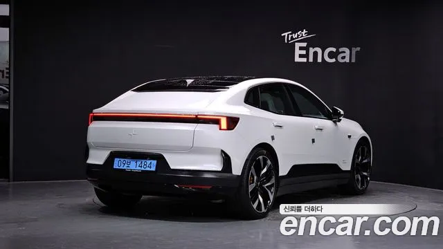 Polestar Polestar 4 — Фото автомобиля 2