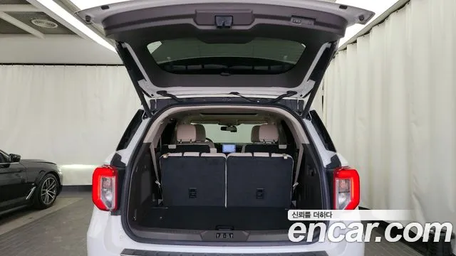 Ford Explorer Generation 6 — Фото автомобиля 20