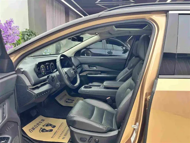 Nissan Ariya — Фото автомобиля 9