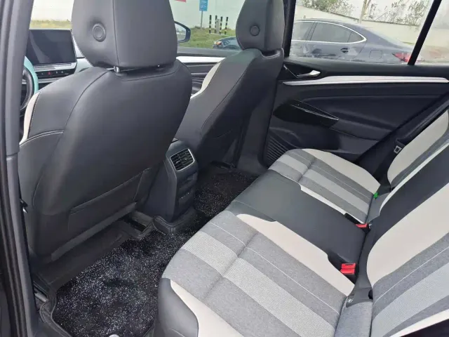 Volkswagen ID.4 Crozz — Фото автомобиля 5