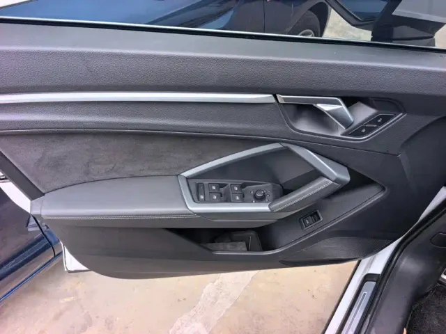 Audi Q3 — Фото автомобиля 7