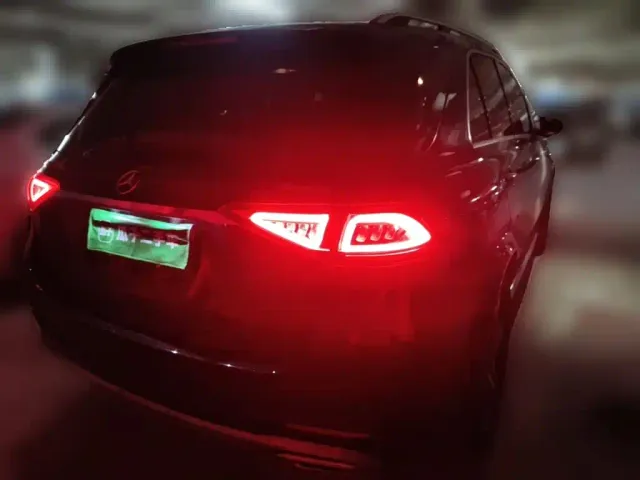Mercedes-Benz GLE-Class — Фото автомобиля 6