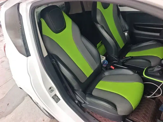 Roewe Clever — Фото автомобиля 24